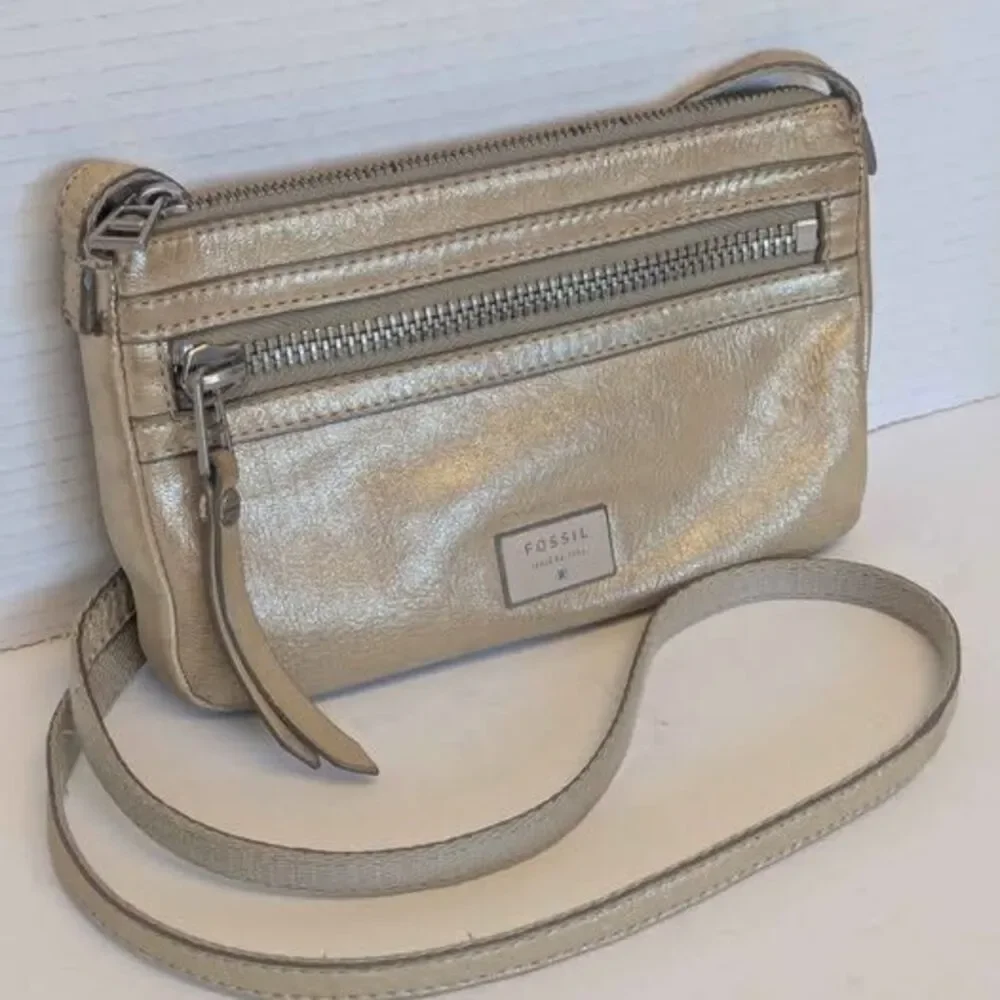 Vintage Fossil Soft Golden Leather Crossbody Bag Purse for Her 8.5x5.5x1.5